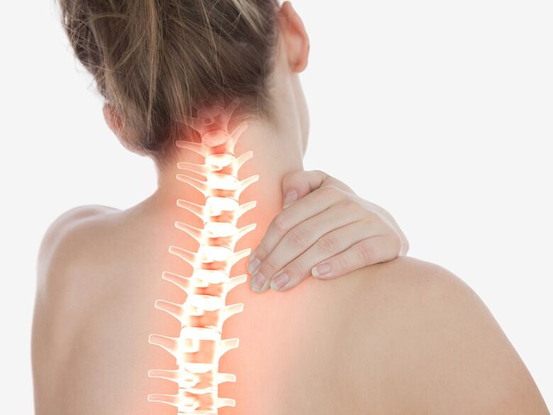 A osteocondrose cervical se manifesta como dor surda ou aguda