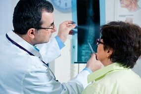 Diagnóstico de raios-x de osteocondrose cervical