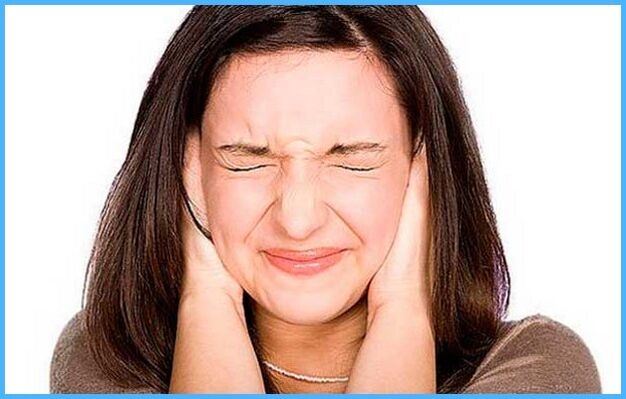 ruído na cabeça de uma mulher é um dos sinais de osteocondrose cervical